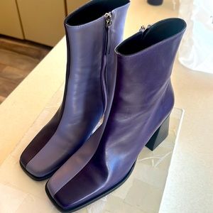 ALOHAS size 9 split color: lilac and purple